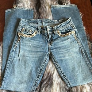 Miss Me Women’s Distressed Signature Boot Jeans